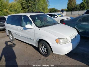  Salvage Kia Sedona