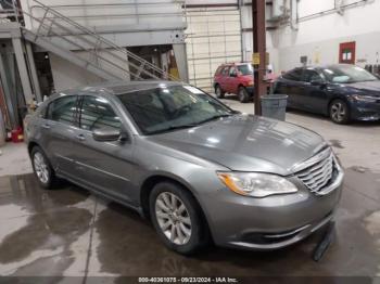  Salvage Chrysler 200