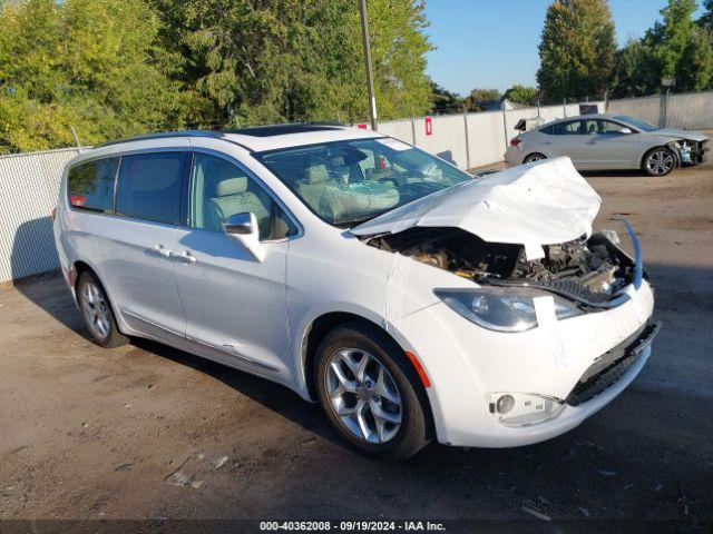  Salvage Chrysler Pacifica