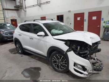  Salvage Hyundai TUCSON