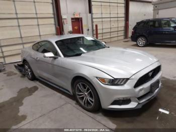  Salvage Ford Mustang