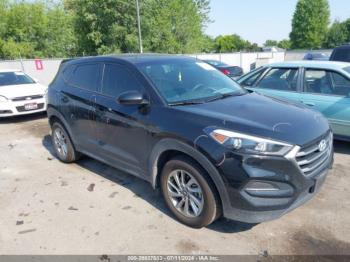  Salvage Hyundai TUCSON