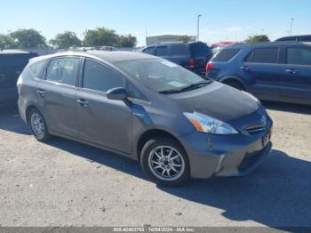  Salvage Toyota Prius v