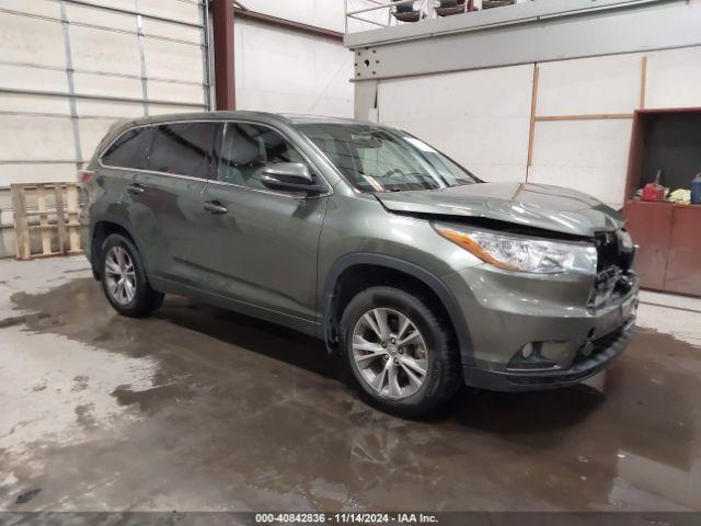  Salvage Toyota Highlander