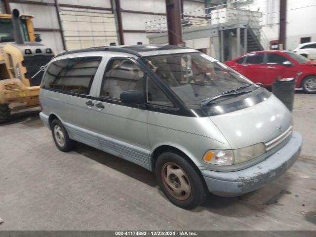  Salvage Toyota Previa