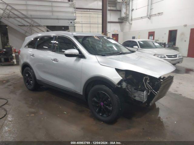  Salvage Kia Sorento