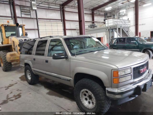  Salvage GMC Suburban 1500