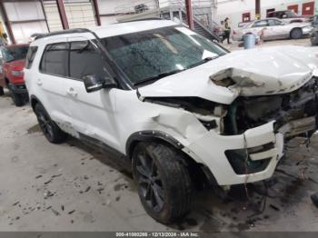  Salvage Ford Explorer