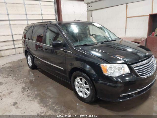  Salvage Chrysler Town & Country