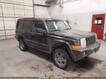  Salvage Jeep Commander