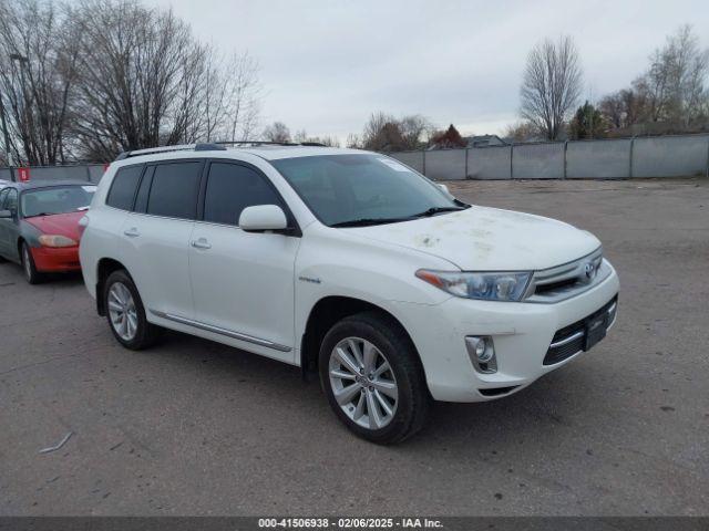  Salvage Toyota Highlander