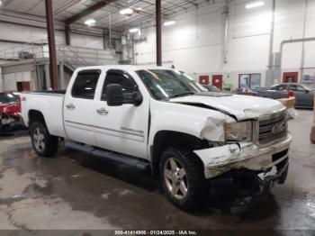  Salvage GMC Sierra 2500