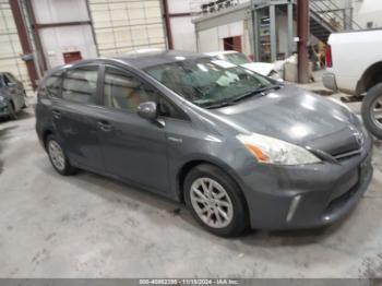  Salvage Toyota Prius v