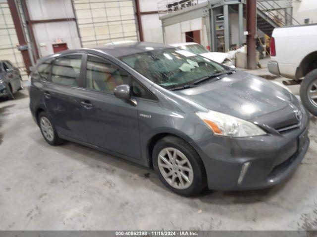  Salvage Toyota Prius v