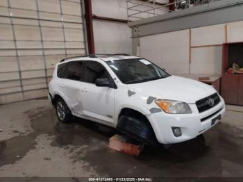  Salvage Toyota RAV4