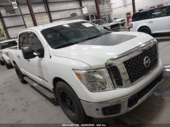  Salvage Nissan Titan