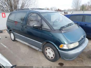  Salvage Toyota Previa