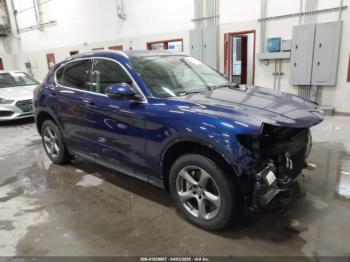  Salvage Alfa Romeo Stelvio