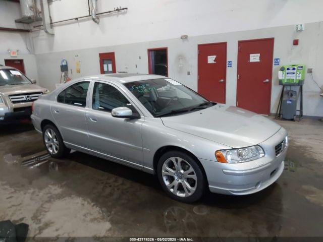  Salvage Volvo S60
