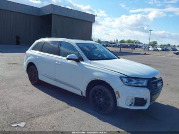  Salvage Audi Q7