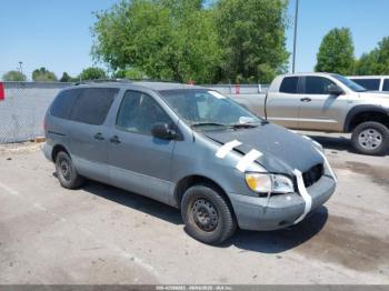  Salvage Toyota Sienna