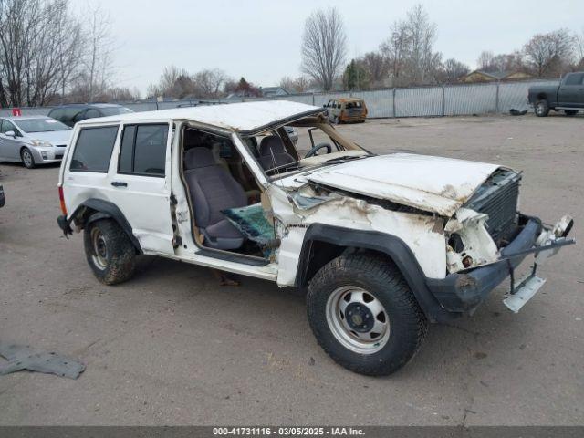  Salvage Jeep Cherokee
