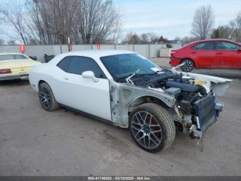  Salvage Dodge Challenger
