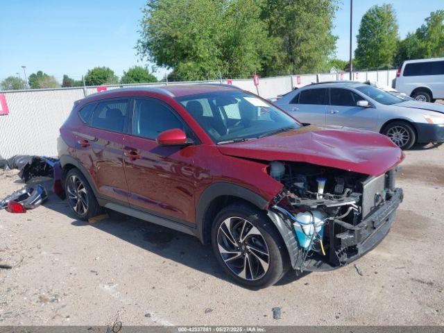  Salvage Hyundai TUCSON