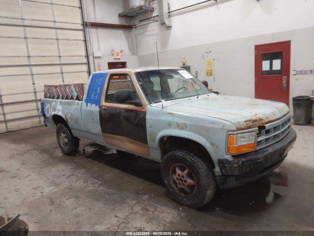  Salvage Dodge Dakota