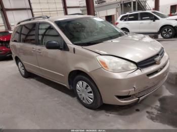  Salvage Toyota Sienna