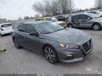  Salvage Nissan Altima