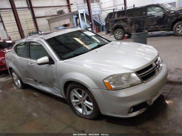  Salvage Dodge Avenger