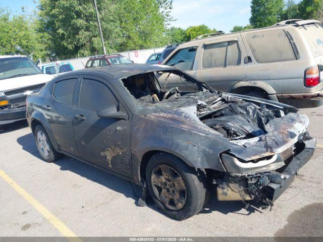  Salvage Dodge Avenger