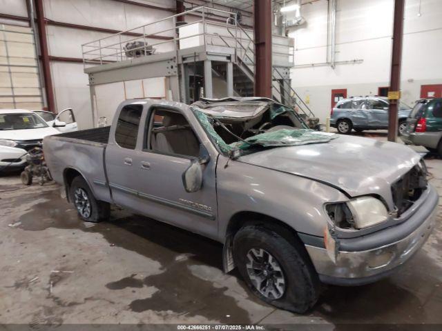  Salvage Toyota Tundra