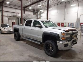  Salvage Chevrolet Silverado 2500