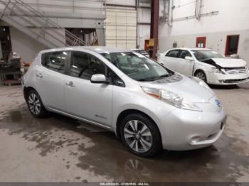  Salvage Nissan LEAF