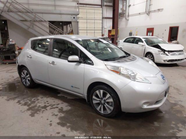  Salvage Nissan LEAF