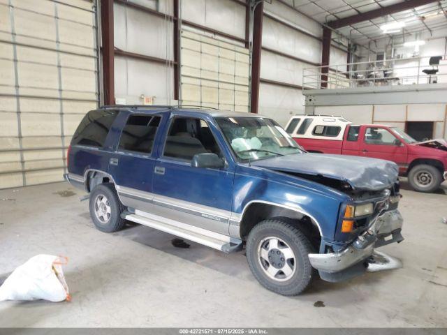  Salvage GMC Yukon