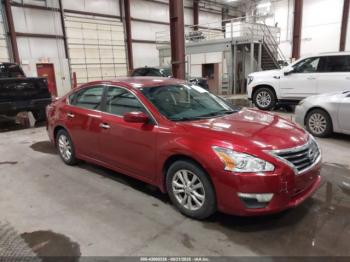  Salvage Nissan Altima