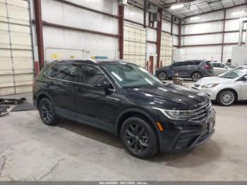  Salvage Volkswagen Tiguan