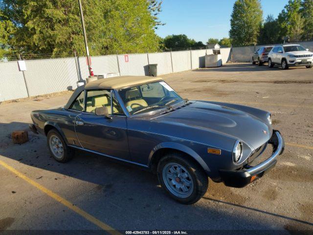  Salvage FIAT 124