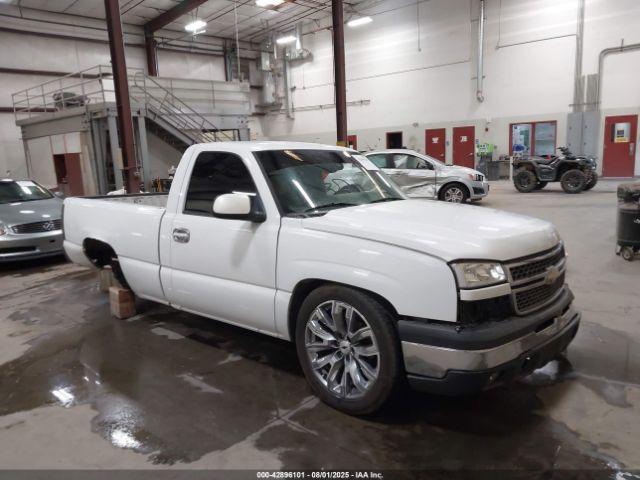 Salvage Chevrolet Silverado 1500