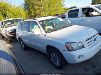  Salvage Toyota Highlander