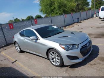  Salvage Hyundai Genesis