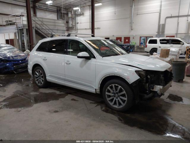  Salvage Audi Q7