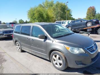  Salvage Volkswagen Routan