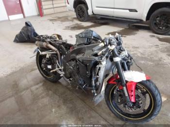  Salvage Yamaha Yzfr1