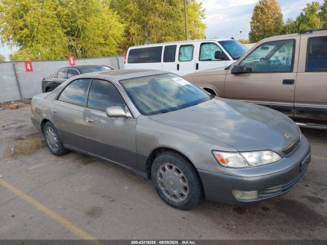  Salvage Lexus Es