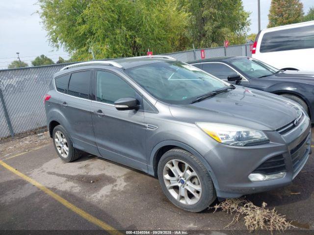  Salvage Ford Escape
