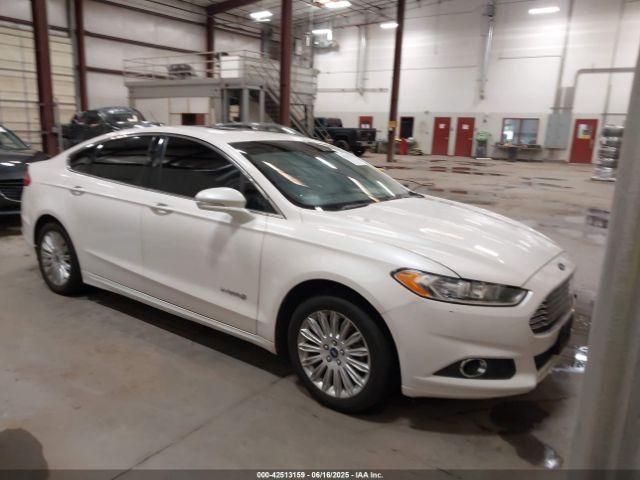  Salvage Ford Fusion